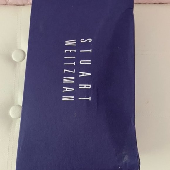 STUART WEITZMAN AVION BLACK PATENT SHOE - Picture 3 of 7